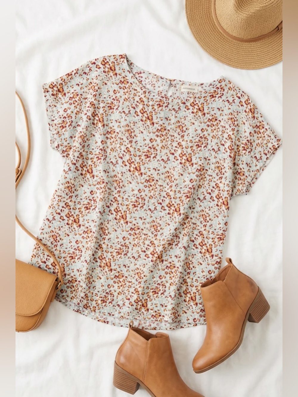 051 And The Why Mint Animal Print Open Back Short Sleeve Top